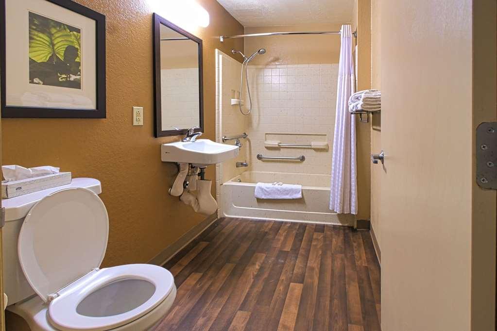 Suburban Studios Louisville East 객실 사진