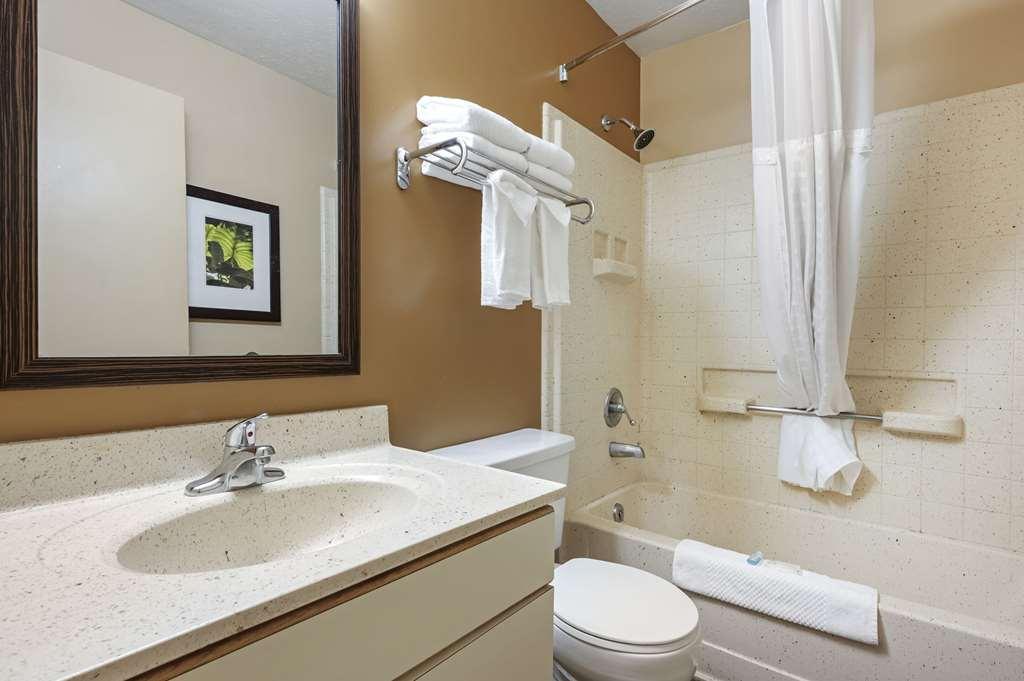 Suburban Studios Louisville East 객실 사진